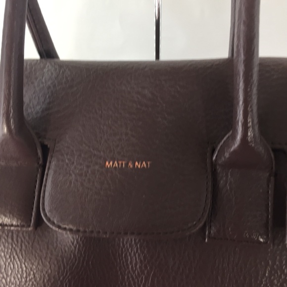 Mat & Nat Vegan faux leather Satchel Bag in brown - Picture 2 of 6